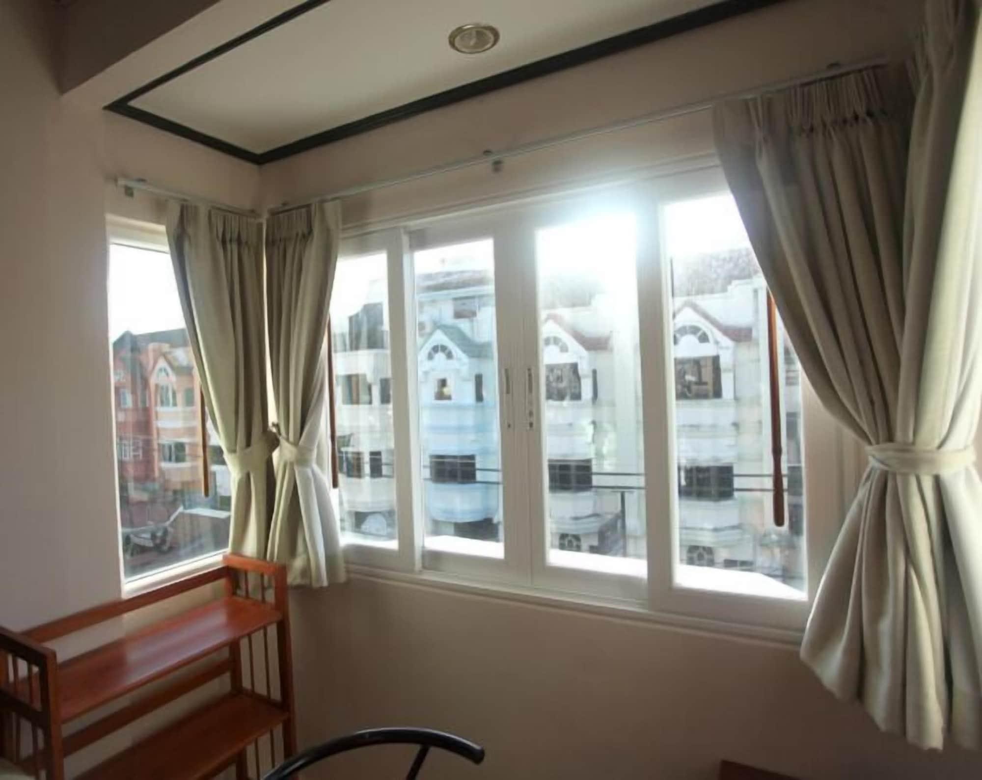 Karon Cafe Inn Екстер'єр фото