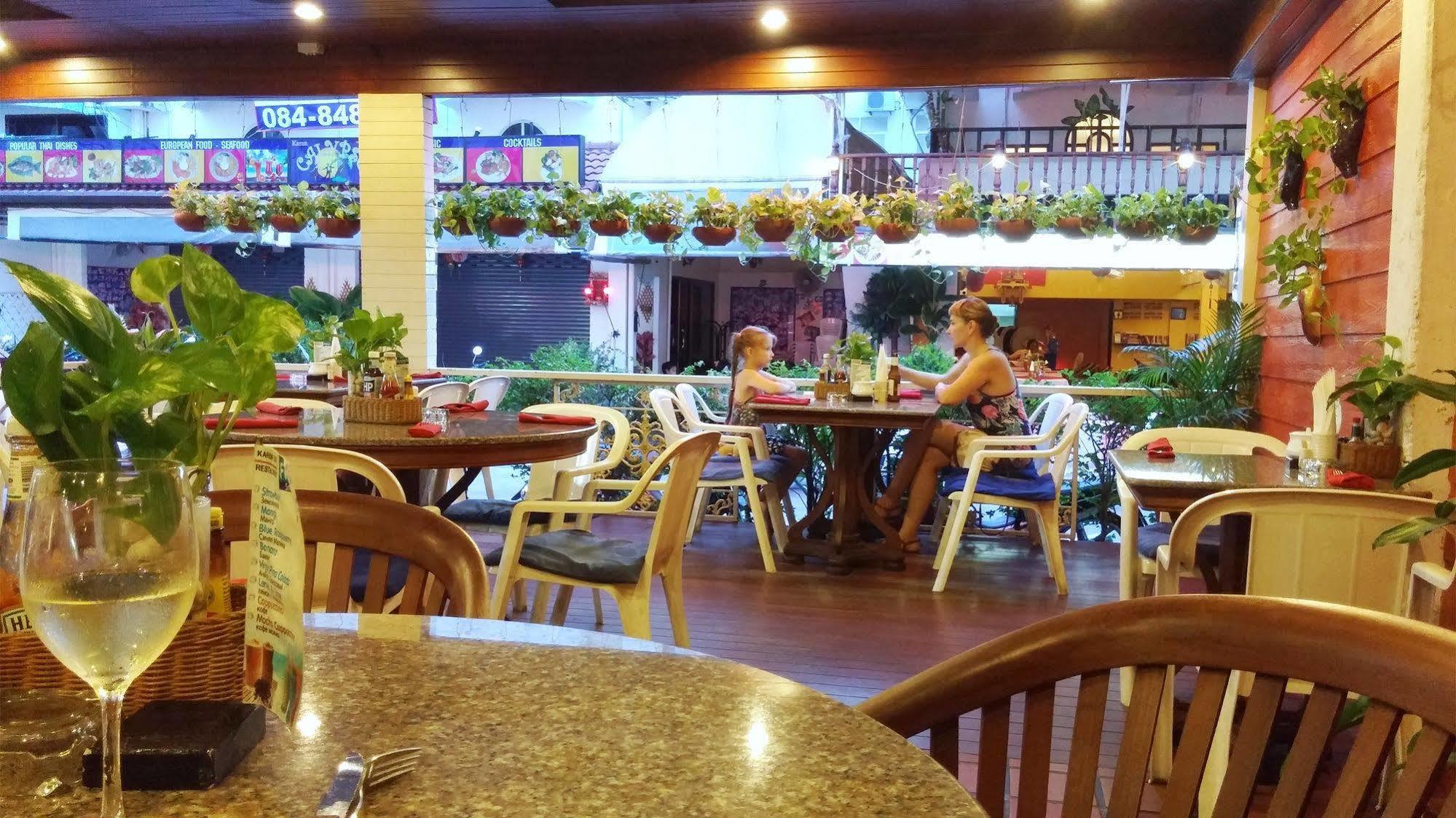 Karon Cafe Inn Екстер'єр фото